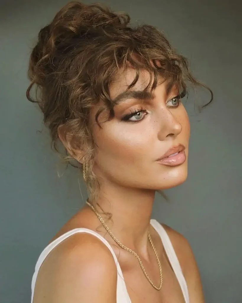 Jackie wyers wearing Latte Makeup Skin Trend
