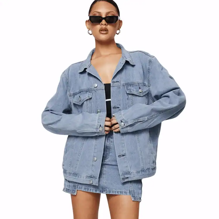 model wears pale blue denim jacket. BEST Y2K fashion brands