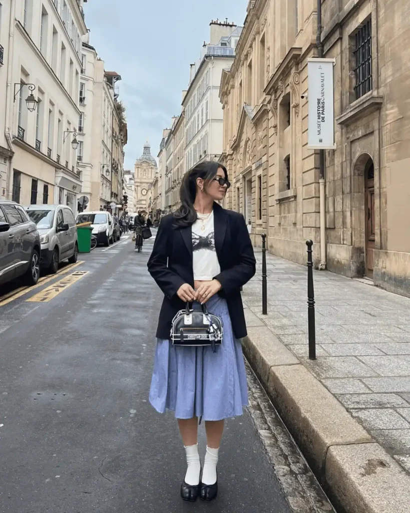 Preppy outfit with black tabi shoes