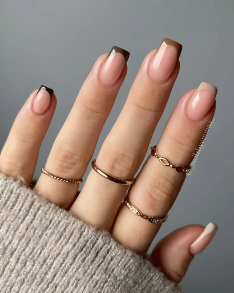 mixed brown nail design. mocha mousse nail ideas