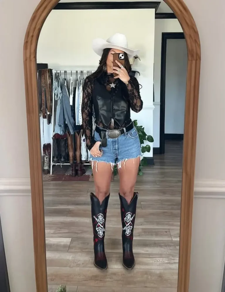 Lace-Meets-Leather.-cowboy-outfits-768x998