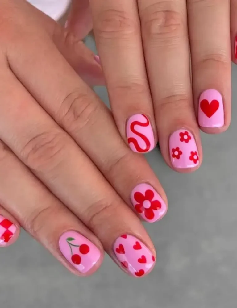 Short-Valentines-Day-Nail-Ideas