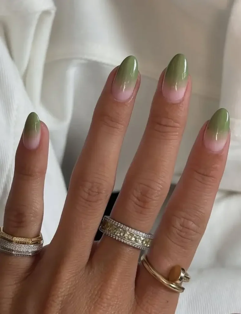 STRAWBERRY NAILS