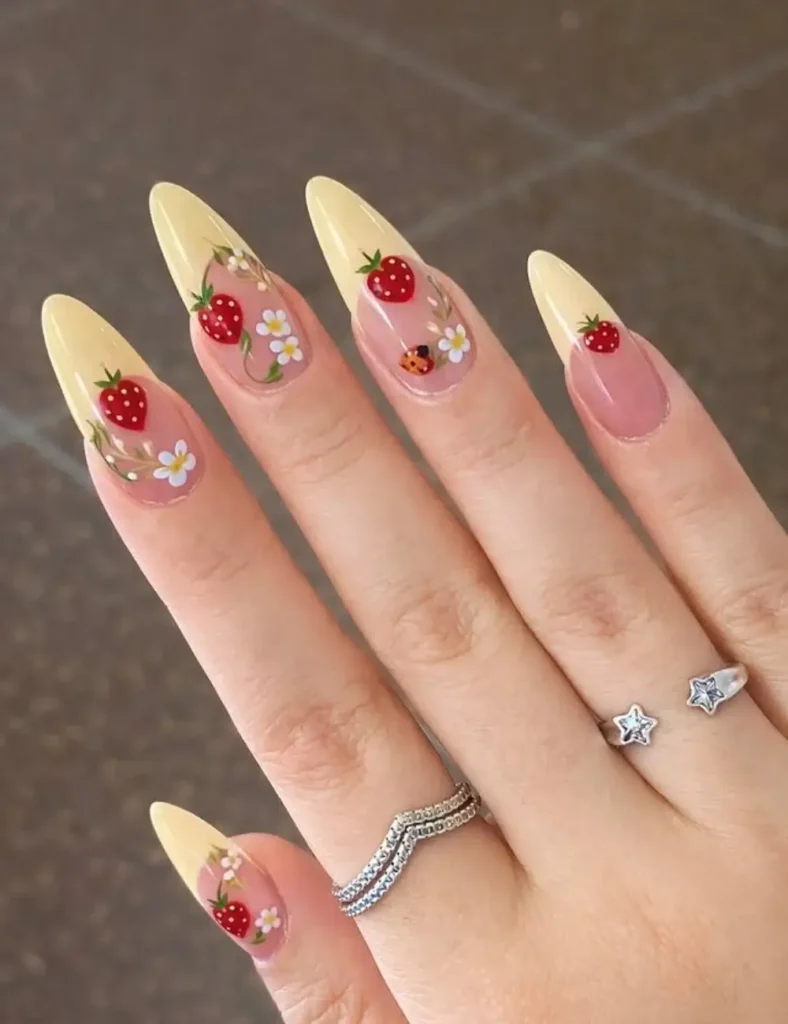 STRAWBERRY NAILS