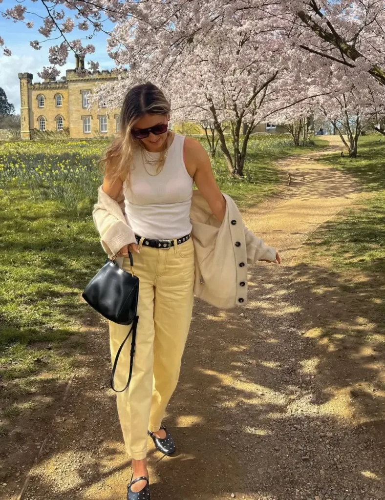 Butter Yellow Pants Outfits